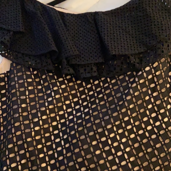 Off the shoulder crochet top - Picture 3 of 3